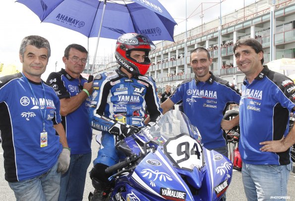 MAGNY-COURS FSBK  2012
5 ème manche du Championnat de France Superbike
30 Juin et 1 Juillet 2012
© PHOTOPRESS
Tel: 04 93 37 95 96
info@photopress.fr