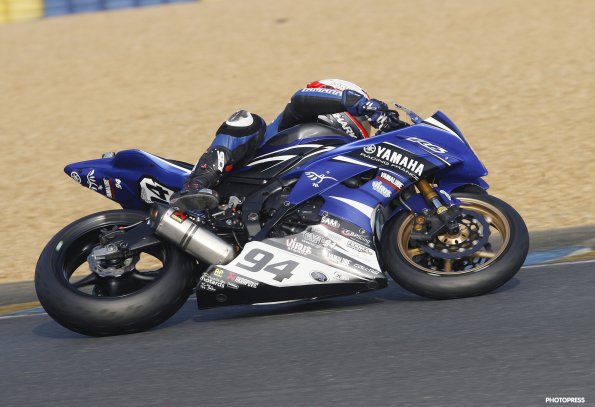 LE  MANS  FSBK  2012
1ere manche du Championnat de France Superbike
31 Mars / 1 Avril 2012
© PHOTOPRESS
Tel: 04 93 37 95 96
info@photopress.fr