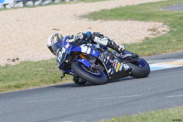ALBI  FSBK  2015
7ème manche / Finale du 
Championnat de France Superbike
26 & 27 Septembre 2015
© PHOTOPRESS
Tel: 04 93 37 95 96
info@photopress.fr