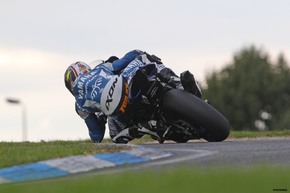 CAROLE  FSBK  2015
6ème manche du 
Championnat de France Superbike
5 & 6 Septembre 2015
© PHOTOPRESS
Tel: 04 93 37 95 96
info@photopress.fr
