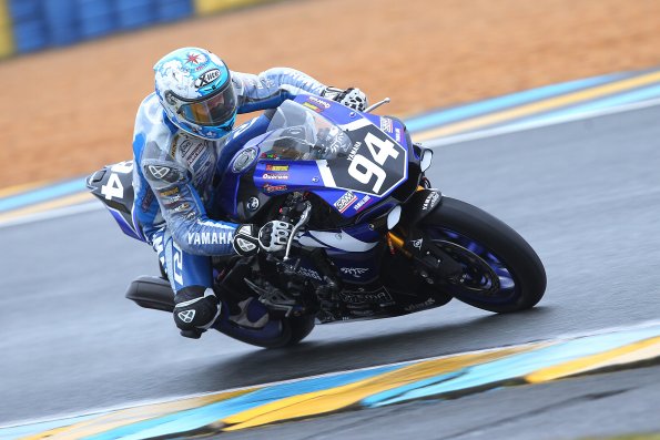 LE MANS  FSBK  2015
1er manche du Championnat de France Superbike
28 & 29  Mars  2015
© PHOTOPRESS
Tel: 04 93 37 95 96
info@photopress.fr