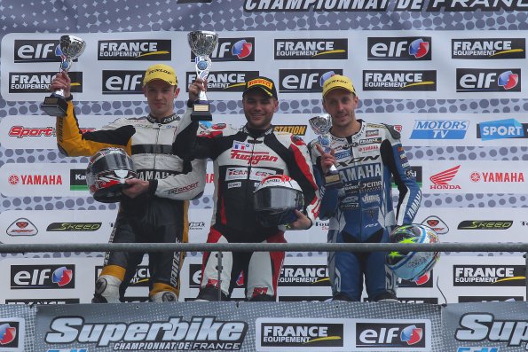 LE MANS  FSBK  2015
1er manche du Championnat de France Superbike
28 & 29  Mars  2015
© PHOTOPRESS
Tel: 04 93 37 95 96
info@photopress.fr