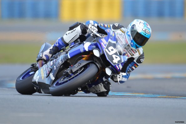 LE MANS  FSBK  2015
1er manche du Championnat de France Superbike
28 & 29  Mars  2015
© PHOTOPRESS
Tel: 04 93 37 95 96
info@photopress.fr