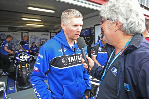 VIGEANT FSBK  2015
3ème manche du 
Championnat de France Superbike
24 & 25 Mai 2015
© PHOTOPRESS
Tel: 04 93 37 95 96
info@photopress.fr