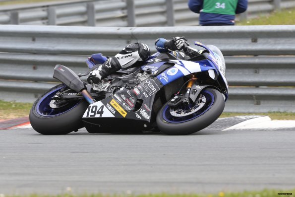 VIGEANT FSBK  2015
3ème manche du 
Championnat de France Superbike
24 & 25 Mai 2015
© PHOTOPRESS
Tel: 04 93 37 95 96
info@photopress.fr