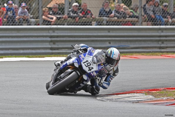 VIGEANT FSBK  2015
3ème manche du 
Championnat de France Superbike
24 & 25 Mai 2015
© PHOTOPRESS
Tel: 04 93 37 95 96
info@photopress.fr