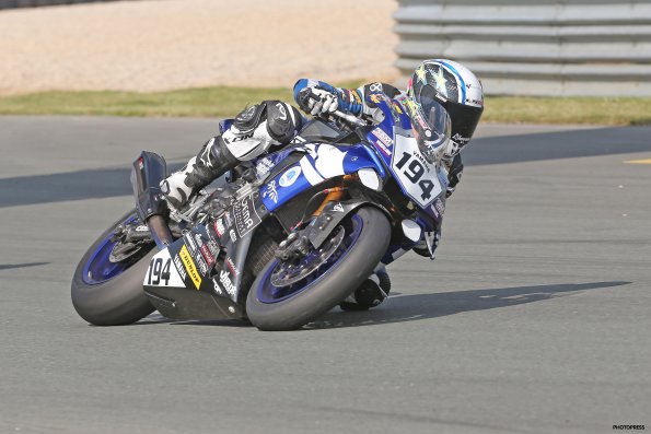 VIGEANT FSBK  2015
3ème manche du 
Championnat de France Superbike
24 & 25 Mai 2015
© PHOTOPRESS
Tel: 04 93 37 95 96
info@photopress.fr