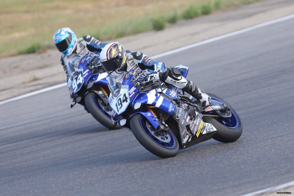 LEDENON FSBK  2015
4ème manche du Championnat de France Superbike
13 & 14 Juin 2015
© PHOTOPRESS
Tel: 04 93 37 95 96
info@photopress.fr