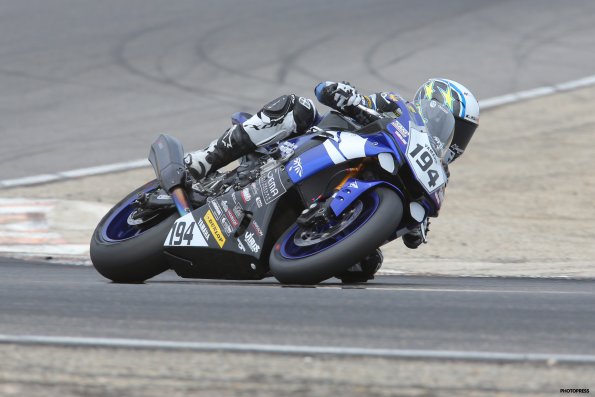 LEDENON FSBK  2015
4ème manche du Championnat de France Superbike
13 & 14 Juin 2015
© PHOTOPRESS
Tel: 04 93 37 95 96
info@photopress.fr