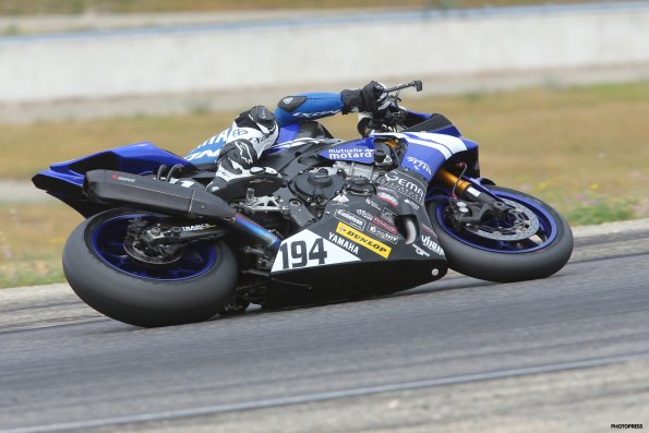 LEDENON FSBK  2015
4ème manche du Championnat de France Superbike
13 & 14 Juin 2015
© PHOTOPRESS
Tel: 04 93 37 95 96
info@photopress.fr