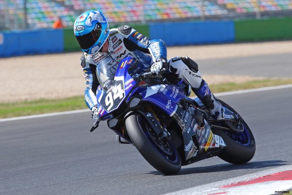 MAGNY-COURS  FSBK  2015
5ème manche du 
Championnat de France Superbike
27 & 28 Juin 2015
© PHOTOPRESS
Tel: 04 93 37 95 96
info@photopress.fr