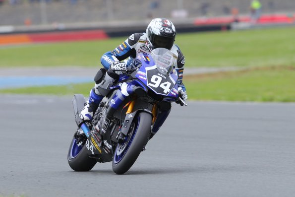 NOGARO  FSBK  2015
2ème manche du 
Championnat de France Superbike
25 & 26 Avril  2015
© PHOTOPRESS
Tel: 04 93 37 95 96
info@photopress.fr