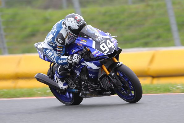 NOGARO  FSBK  2015
2ème manche du 
Championnat de France Superbike
25 & 26 Avril  2015
© PHOTOPRESS
Tel: 04 93 37 95 96
info@photopress.fr