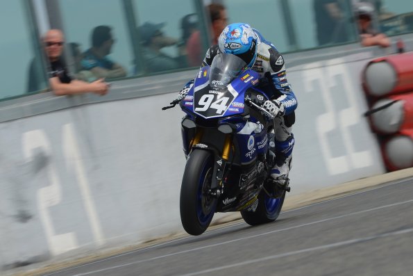 2015 04 FSBK Ledenon 04092