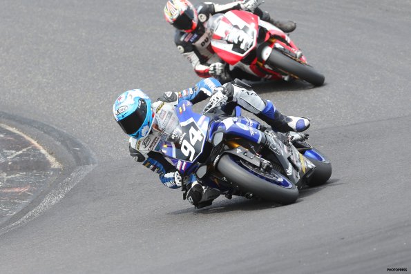 LEDENON FSBK  2015
4ème manche du Championnat de France Superbike
13 & 14 Juin 2015
© PHOTOPRESS
Tel: 04 93 37 95 96
info@photopress.fr