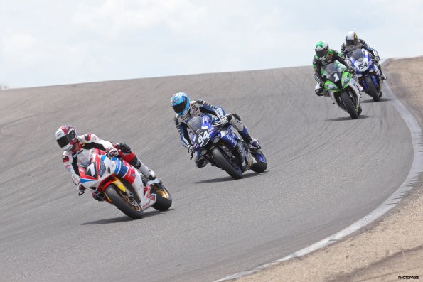 LEDENON FSBK  2015
4ème manche du Championnat de France Superbike
13 & 14 Juin 2015
© PHOTOPRESS
Tel: 04 93 37 95 96
info@photopress.fr