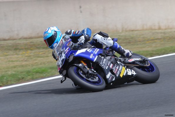 MAGNY-COURS  FSBK  2015
5ème manche du 
Championnat de France Superbike
27 & 28 Juin 2015
© PHOTOPRESS
Tel: 04 93 37 95 96
info@photopress.fr