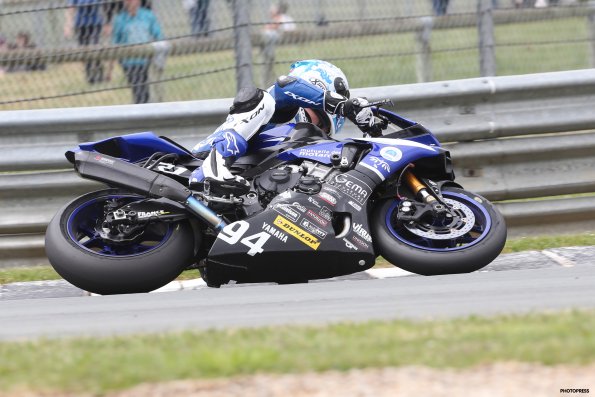 VIGEANT FSBK  2015
3ème manche du 
Championnat de France Superbike
24 & 25 Mai 2015
© PHOTOPRESS
Tel: 04 93 37 95 96
info@photopress.fr