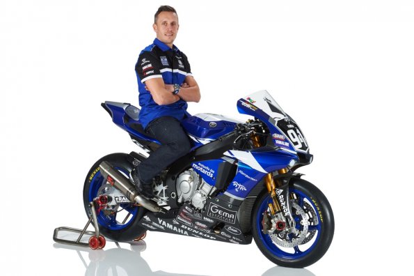 2015_ENDURANCE_GMT94_YZF-R1_FORAY_002