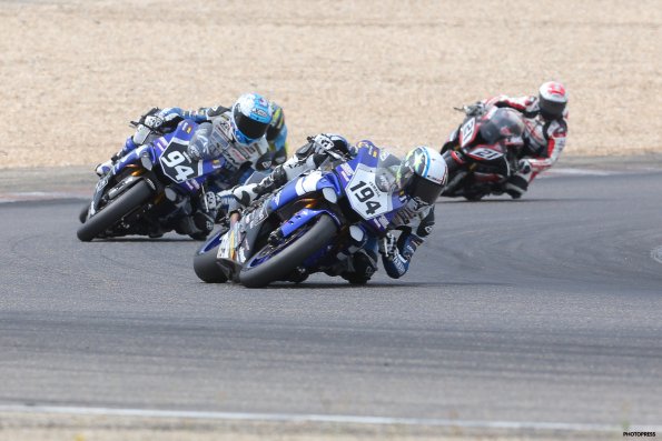 LEDENON FSBK  2015
4ème manche du Championnat de France Superbike
13 & 14 Juin 2015
© PHOTOPRESS
Tel: 04 93 37 95 96
info@photopress.fr