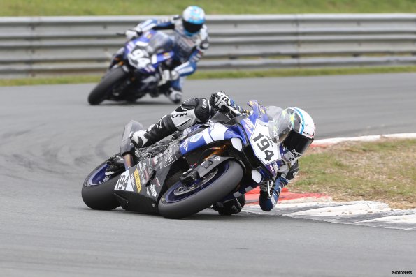 VIGEANT FSBK  2015
3ème manche du 
Championnat de France Superbike
24 & 25 Mai 2015
© PHOTOPRESS
Tel: 04 93 37 95 96
info@photopress.fr