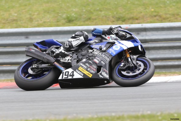 VIGEANT FSBK  2015
3ème manche du 
Championnat de France Superbike
24 & 25 Mai 2015
© PHOTOPRESS
Tel: 04 93 37 95 96
info@photopress.fr