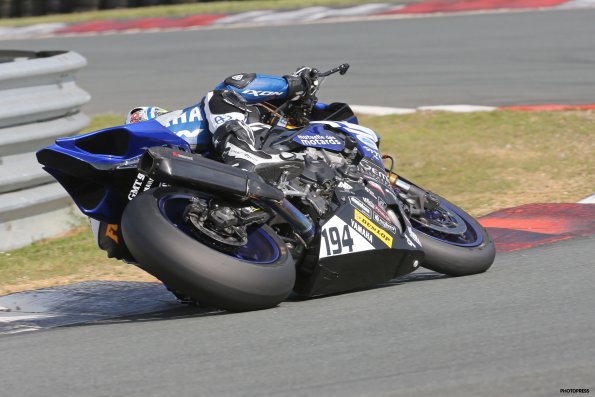 VIGEANT FSBK  2015
3ème manche du 
Championnat de France Superbike
24 & 25 Mai 2015
© PHOTOPRESS
Tel: 04 93 37 95 96
info@photopress.fr