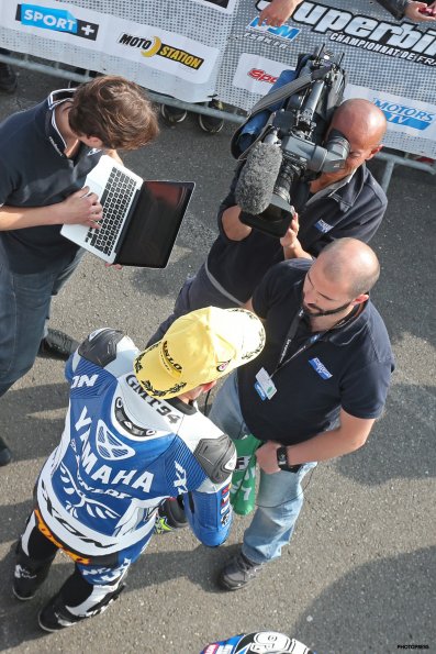 VIGEANT FSBK  2015
3ème manche du 
Championnat de France Superbike
24 & 25 Mai 2015
© PHOTOPRESS
Tel: 04 93 37 95 96
info@photopress.fr