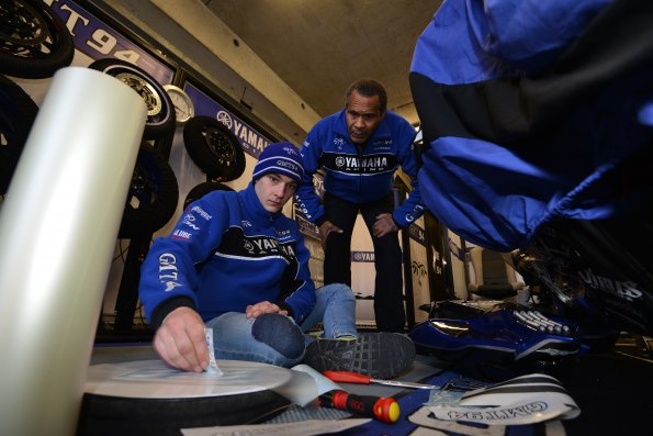 2015-00b-test-24h-le-mans-04027