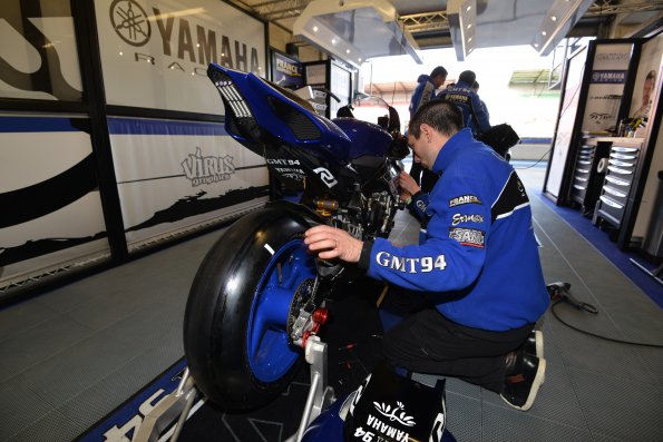 2015-00b-test-24h-le-mans-04054