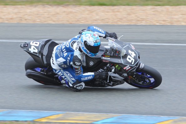 LE MANS FSBK 2016
1ère manche du
Championnat de France Superbike
26, 27 Mars 2016
© PHOTOPRESS
Tel: 04 93 37 95 96
info@photopress.fr