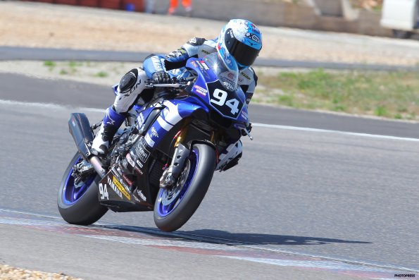 LEDENON FSBK 2016
3ème manche du
Championnat de France Superbike
28 / 29 Mai 2016
© PHOTOPRESS
Tel: 04 93 37 95 96
info@photopress.fr