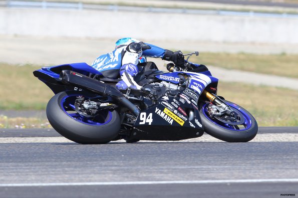 LEDENON FSBK 2016
3ème manche du
Championnat de France Superbike
28 / 29 Mai 2016
© PHOTOPRESS
Tel: 04 93 37 95 96
info@photopress.fr