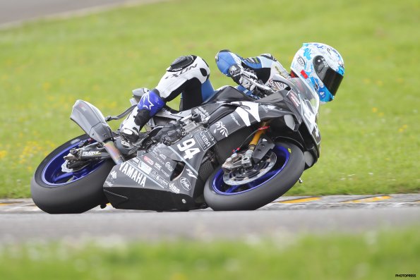NOGARO FSBK 2016
2ème manche du
Championnat de France Superbike
23 / 24 Avril 2016
© PHOTOPRESS
Tel: 04 93 37 95 96
info@photopress.fr