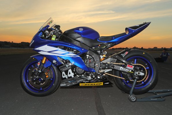 ALBI  FSBK 2016
7ème manche / Finale du
Championnat de France Superbike
24 / 25 Septembre 2016
© PHOTOPRESS
Tel: 04 93 37 95 96
info@photopress.fr