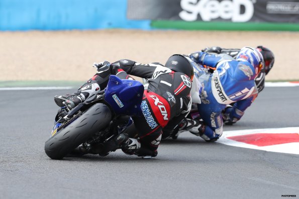 MAGNY-COURS FSBK 2016
4ème manche du
Championnat de France Superbike
2 / 3 Juillet 2016
© PHOTOPRESS
Tel: 04 93 37 95 96
info@photopress.fr
