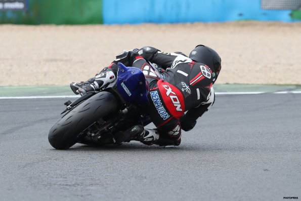 MAGNY-COURS FSBK 2016
4ème manche du
Championnat de France Superbike
2 / 3 Juillet 2016
© PHOTOPRESS
Tel: 04 93 37 95 96
info@photopress.fr