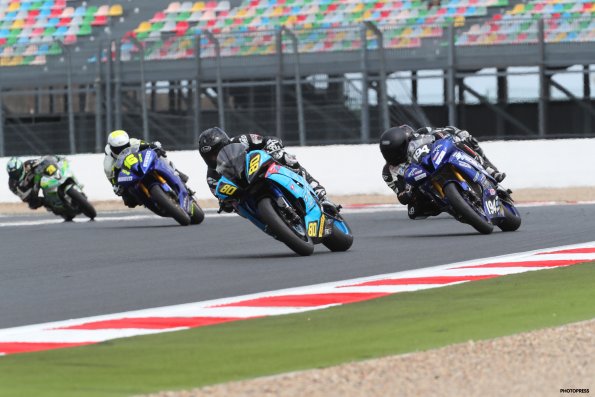 MAGNY-COURS FSBK 2016
4ème manche du
Championnat de France Superbike
2 / 3 Juillet 2016
© PHOTOPRESS
Tel: 04 93 37 95 96
info@photopress.fr