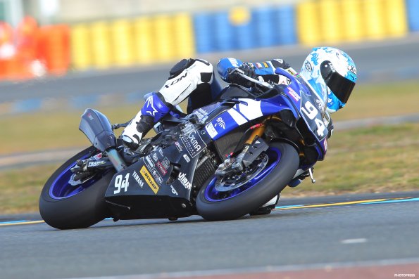 LE MANS FSBK 2016
1ère manche du
Championnat de France Superbike
26, 27 Mars 2016
© PHOTOPRESS
Tel: 04 93 37 95 96
info@photopress.fr