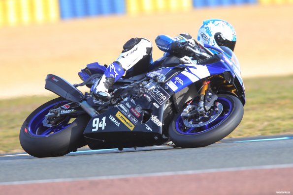 LE MANS FSBK 2016
1ère manche du
Championnat de France Superbike
26, 27 Mars 2016
© PHOTOPRESS
Tel: 04 93 37 95 96
info@photopress.fr