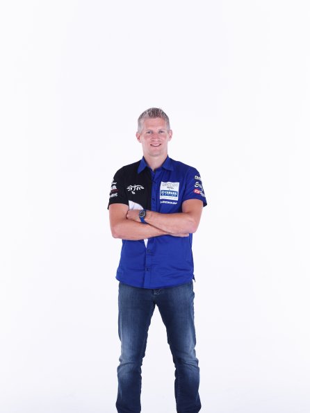 2016_EWC_GMT94_Official_Checa 01