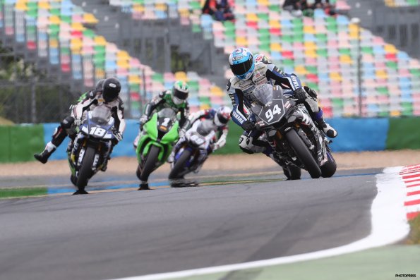 MAGNY-COURS FSBK 2016
4ème manche du
Championnat de France Superbike
2 / 3 Juillet 2016
© PHOTOPRESS
Tel: 04 93 37 95 96
info@photopress.fr