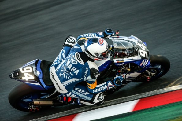 8,h,Suzuka,2016,Pit,Walk