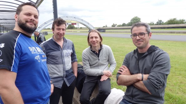 OLYMPUS DIGITAL CAMERA