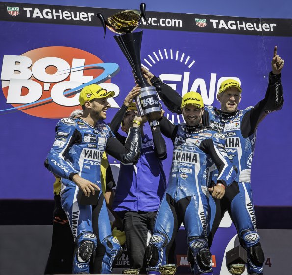 podium-bol