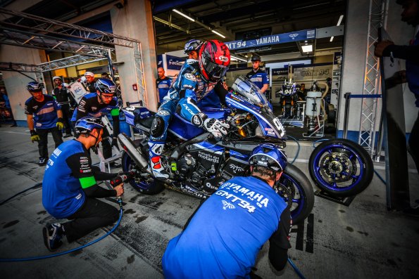 8,Hours,Oschersleben,2018,N 94 Gmt94  Yamaha, Di Meglio Mike, Canepa Niccolo, Checa David,