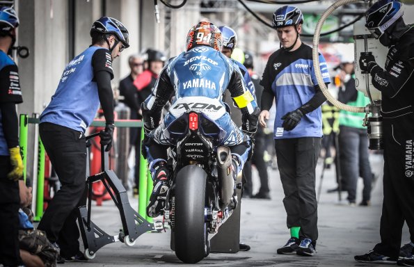 8,Hours,Oschersleben,2018,N 94 Gmt94  Yamaha, Di Meglio Mike, Canepa Niccolo, Checa David,