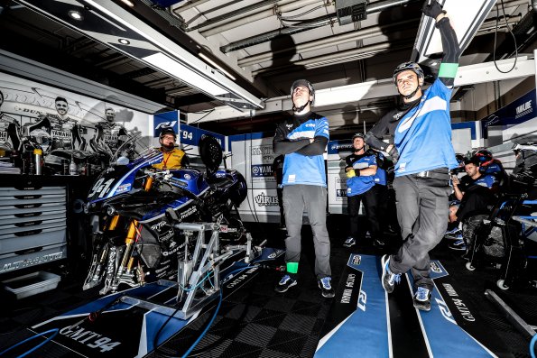 8,Hours,Oschersleben,2018,N 94 Gmt94  Yamaha, Di Meglio Mike, Canepa Niccolo, Checa David,