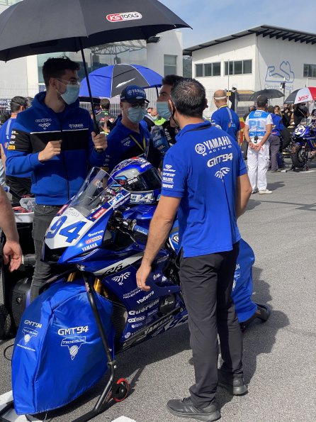 gmt94_yamaha_pre_grille_01