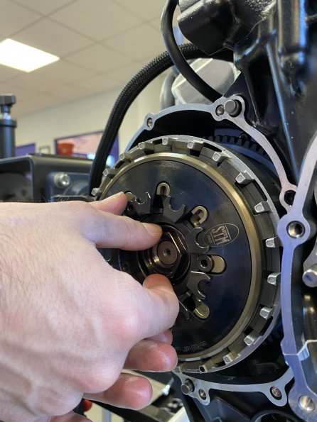 gmt94_yamaha_r6_engine_stm_clutch_16